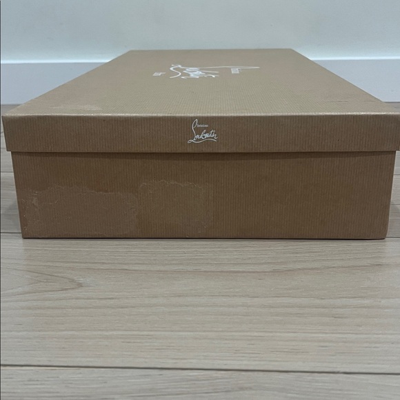 Christian Louboutin Boot Box, 2 Dust Bags & Embossed Tissue - Picture 8 of 10